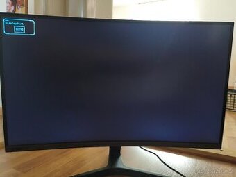 Herní pc s monitorem