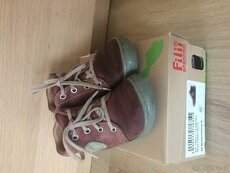 Filii kotníčkové holka 24M