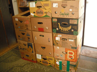 Přes 500 kusů knih levně