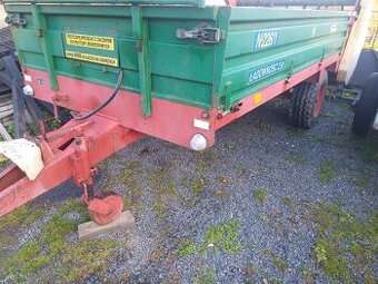 ROZMETADLO  HNOJE 2,5T           PLATÍ DO SMAZÁNÍ