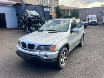 Bmw x5 e53 3.0i manuál na díly