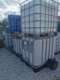Nádrže ibc  na vodu na 1000 litrů