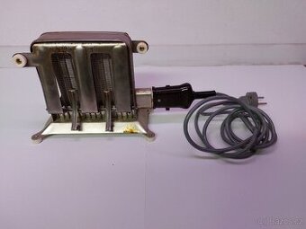 Starý topinkovač Svedz Typ-87 nefunkční.