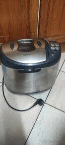 Cena: 899 Kč Pekárna chleba v moderním nerezovém designu , S