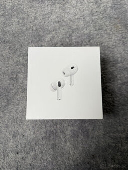 Airpods Pro 2 s MagSafe pouzdrem