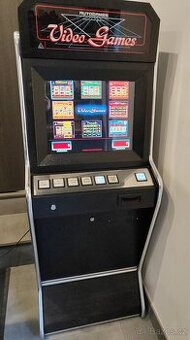 Herní automat Videogames-Autogames 8 her+ klíče