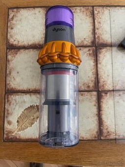 Prodám Dyson V15