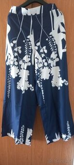 Modrobílé široké kalhoty