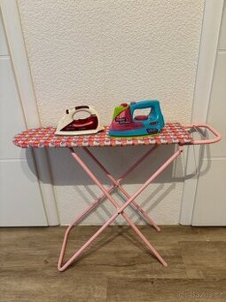 Dětské žehlicí prkno a žehličky