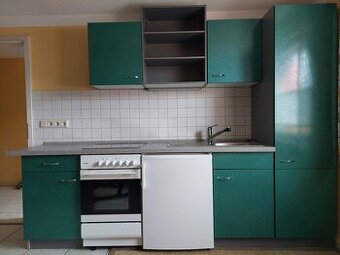 Kuchyňská linka se spotřebiči