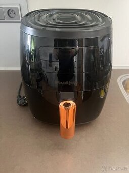 Horkovzdušná fritéza Russel Hobbs 26510-56 5L