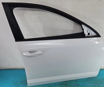 Dveře pravé OCTAVIA III Combi lift bilá moon met S9R/2Y2Y