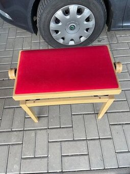 Pianová stolička