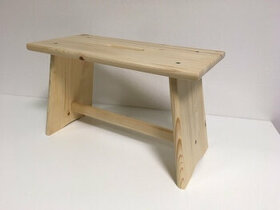 dřevěná stolička-smrk