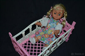 mrkací panenka+ skládací postýlka,domečky,miminka