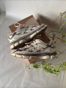 Asics Gel Nyc Oyster Grey Shoes