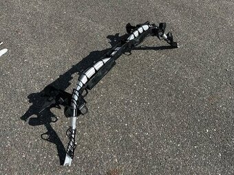 Mercedes třídy B W246 brejle očnice Crash box