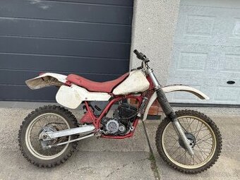 Yamaha YZ 490 - 1