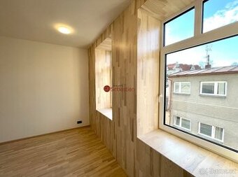 K pronájmu moderní, světlý byt 2+kk, 33 m², Hořice, ul. Slad