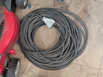 Prodlužovací kabel 380V 16A (35 - 40 m)