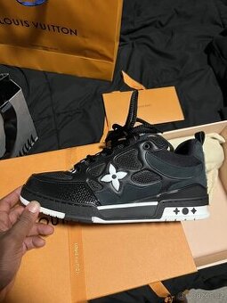 LOUIS VUITTON - SKATERS