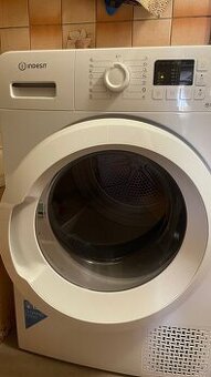 Sušička Indesit