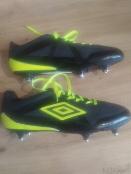 Kopačky Umbro Velocita club SG  vel 12