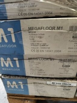 Podlaha laminátová - Megafloor Ořech