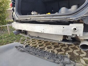 BMW G21 výztuha z. nárazníku