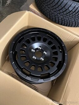 kola TWIN-MONOTUBE-PROJEKT AT1 ČERNÁ MATNÁ, MONOBLOK 8×17"