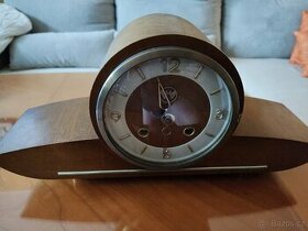 Starožitné stolní hodiny