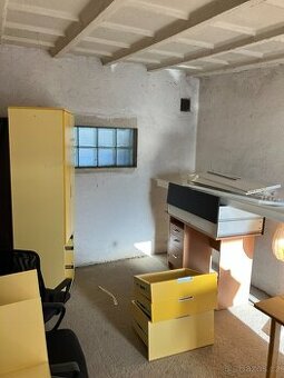 Garáž k pronájmu - 1