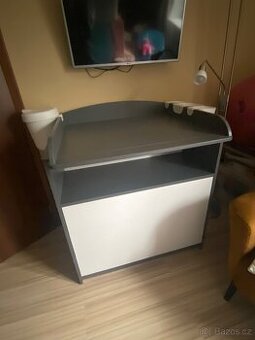 Přebalovací komoda