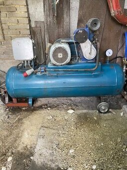 Kompresor orlík 2JSK75