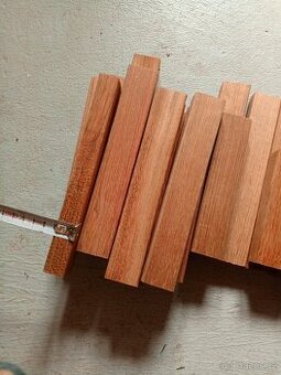 Přířezy z exotického dřeva