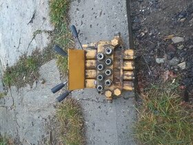 Prodám hydraulický rozvadéč