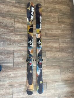 Freeride skialp lyže SCOTT vazaní DYNAFIT pásy ARMADA