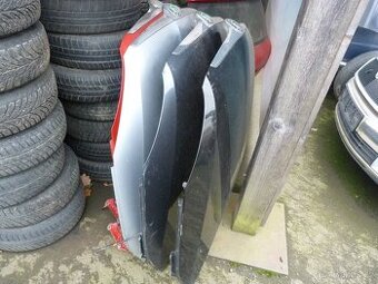 Škoda Fabia II a Roomster přední kapota