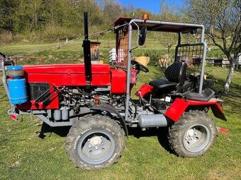Traktor 4x4