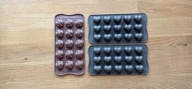 Silikonové formy na pralinky čokoládu