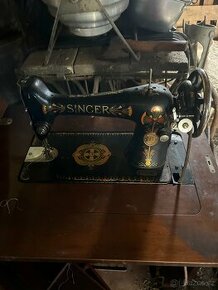 Singer starý šicí stroj