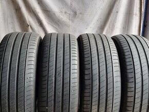 Letní pneu Michelin 94V 215 55 17 - 1