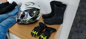 Dámské oblečení na motorku,helma, boty