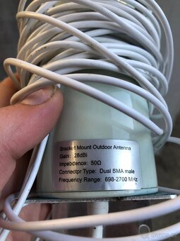 Anténa 3G/4GLTE 28 dBi 698-2700Mhz
