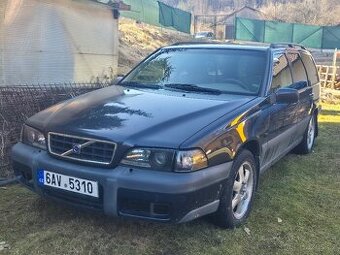 Volvo V70 2.4T AWD Cross Country XC70 7 místné