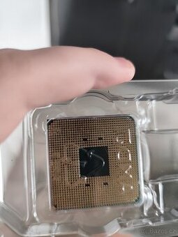 AMD RYZEN 5 3600 (PRODÁNO)