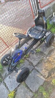 Dětská šlapací kára