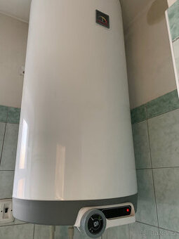 Elektrický bojler Dražice, 122 l