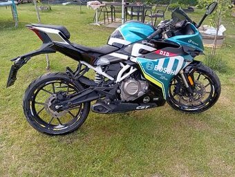 Cf moto 300 SR