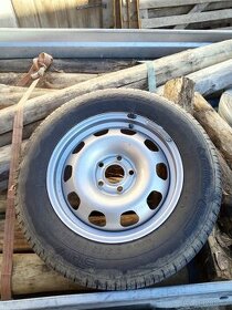 4x4 215/65 R16 102 H